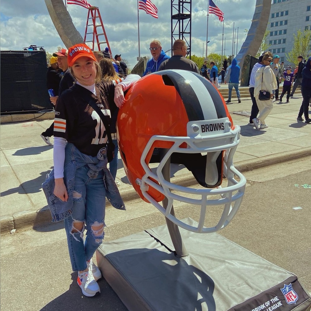 Meet your Posher, Miranda